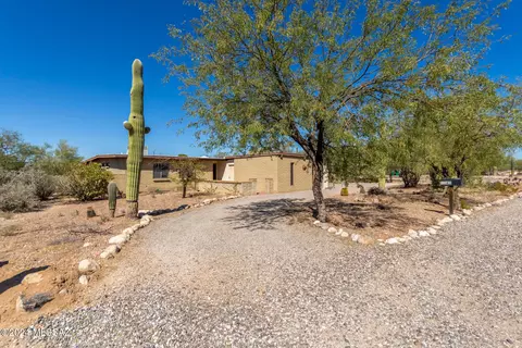 7349 N Casablanca Dr, Tucson, AZ 85704