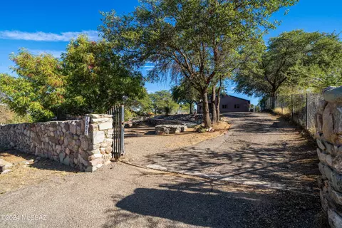 1005 N Calle Manzanita, Oracle, AZ 85623