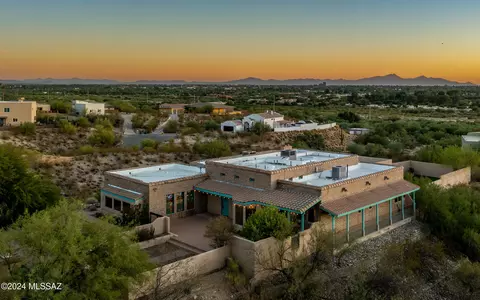 View/Area - 4645 E Coachlight Ln, Tucson, AZ 85718 photo 1 of 1