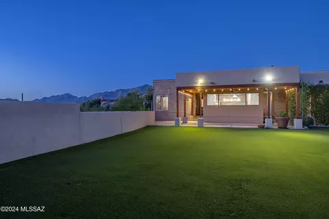 Exterior - 4645 E Coachlight Ln, Tucson, AZ 85718 photo 8 of 12