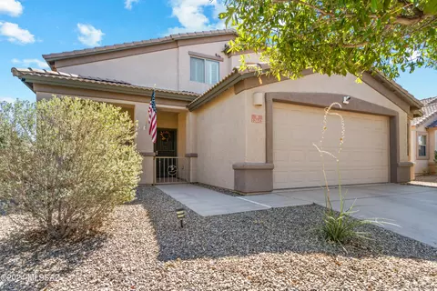 12612 N Golden Jubilee Dr, Marana, AZ 85653