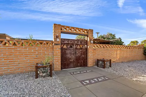 2601 N Norris Ave, Tucson, AZ 85719