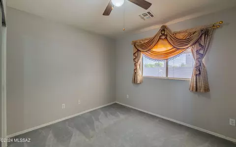 8762 E Getsinger Ln, Tucson, AZ 85747 photo 12
