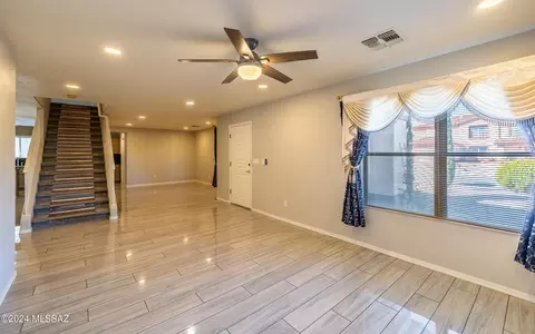 8762 E Getsinger Ln, Tucson, AZ 85747 photo 4