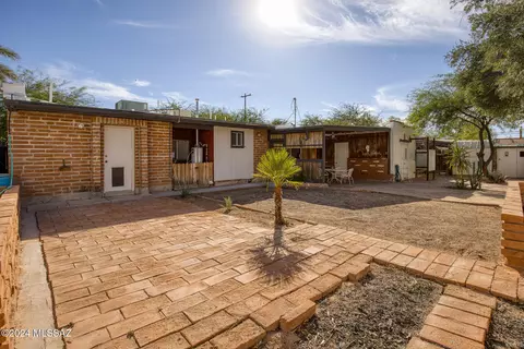 Exterior - 2619 E Silver St, Tucson, AZ 85716 photo 13 of 15