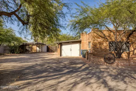 Exterior - 2619 E Silver St, Tucson, AZ 85716 photo 2 of 15