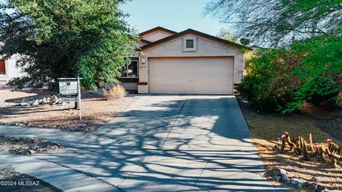 10180 E Desert Paradise Pl, Tucson, AZ 85747
