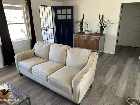 Living - 1128 E Hedrick Dr, Tucson, AZ 85719 photo 3 of 4