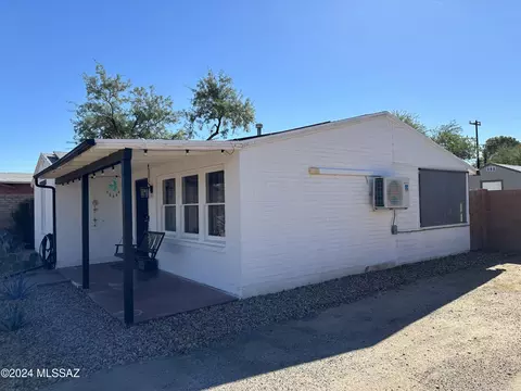 Exterior - 1128 E Hedrick Dr, Tucson, AZ 85719 photo 3 of 9