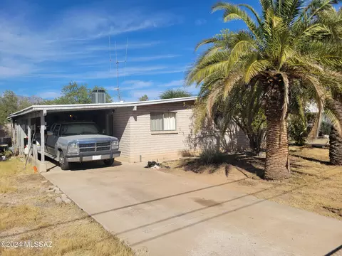 5837 E Mabel St, Tucson, AZ 85712