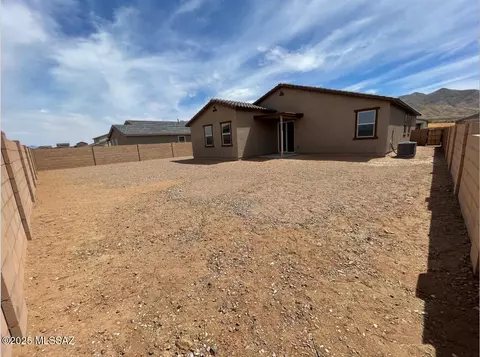 Exterior - 10835 E Union Hills Dr, Vail, AZ 85641 photo 2 of 4