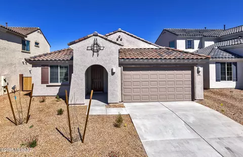 8061 S Expedition Dr, Tucson, AZ 85747