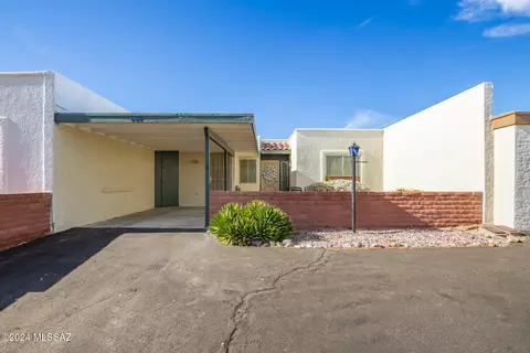 644 W Rio San Pedro, Green Valley, AZ 85614