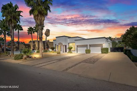 1590 W Fairway Dr, Nogales, AZ 85621