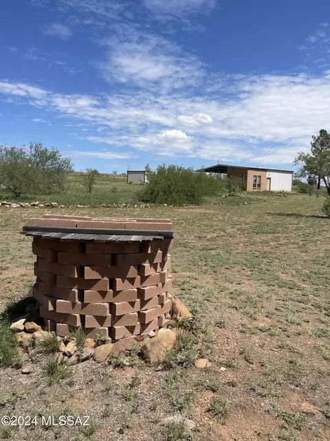 Exterior - 6 Sunset Ln, Elgin, AZ 85611 photo 2 of 3