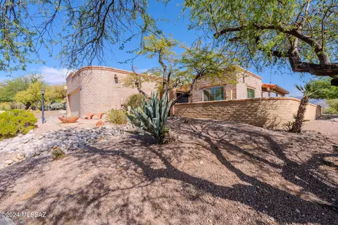 5400 N Grey Mountain Trl, Tucson, AZ 85750