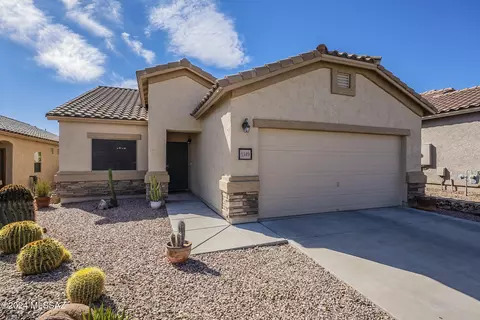 1349 W Camino Buenos Aires, Sahuarita, AZ 85629