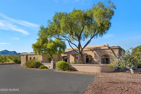 2255 N Painted Hills Rd, Tucson, AZ 85745