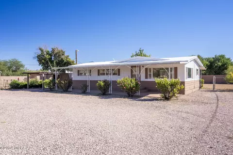 1939 E Frontage Rd, Tumacacori, AZ 85640