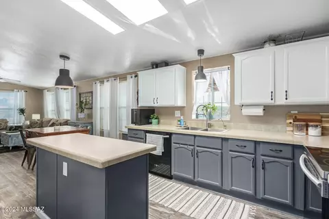 20205 E Skylar Way, Vail, AZ 85641 photo 14