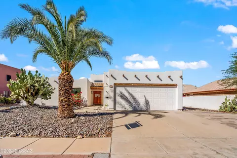 8955 N Palm Brook Dr, Tucson, AZ 85743