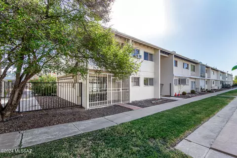 1715 S Jones Blvd #G107, Tucson, AZ 85713