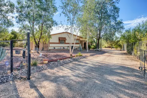 12121 W Ranchito Verde, Tucson, AZ 85743 photo 29