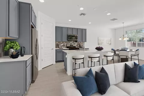 10240 E Civano Wash Trl, Tucson, AZ 85747