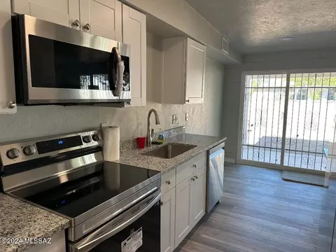 Kitchen - 7611 E David Dr, Tucson, AZ 85730 photo 2 of 3