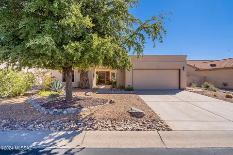 37309 S Blackfoot Dr, Saddlebrooke, AZ 85739