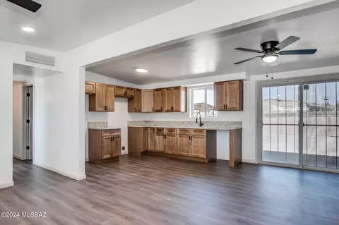 1641 E Dakota St, Tucson, AZ 85706 photo 11