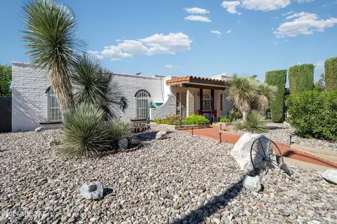 7445 E 45th St, Tucson, AZ 85730
