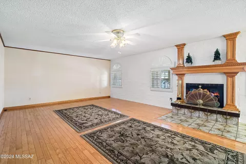 Living - 7445 E 45th St, Tucson, AZ 85730 photo 3 of 3