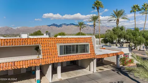 2525 E Prince Rd #7, Tucson, AZ 85716