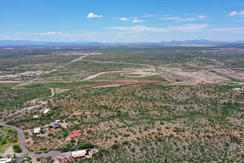 12183 E Los Reales Rd, Vail, AZ 85641