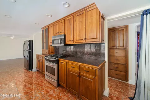 5701 E 13th St, Tucson, AZ 85711 photo 17