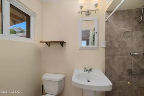5701 E 13th St, Tucson, AZ 85711 photo 25
