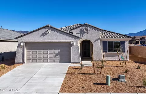 8091 S Expedition Dr, Tucson, AZ 85747