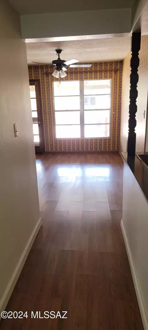 8920 E Bears Path Rd, Tucson, AZ 85749 photo 4