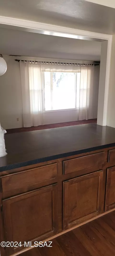 8920 E Bears Path Rd, Tucson, AZ 85749 photo 2