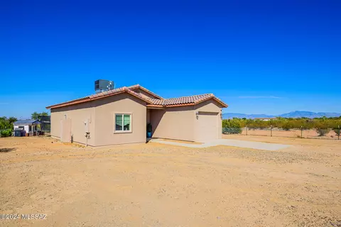 Exterior - 1908 W Three Kings Rd, Vail, AZ 85641 photo 4 of 4
