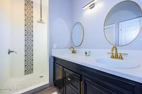 Bath - 1908 W Three Kings Rd, Vail, AZ 85641 photo 2 of 2