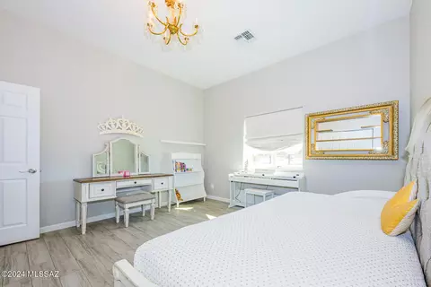 Bedroom - 1908 W Three Kings Rd, Vail, AZ 85641 photo 2 of 4