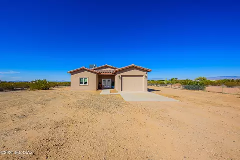 Exterior - 1908 W Three Kings Rd, Vail, AZ 85641 photo 3 of 4
