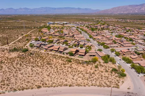 11155 E Old Vail Rd, Tucson, AZ 85747 photo 2