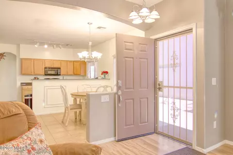 3796 E Felix Blvd, Tucson, AZ 85706 photo 5