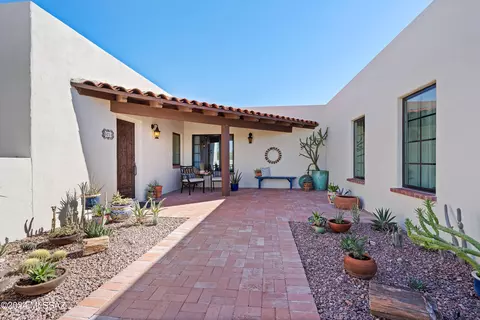 5210 N Via Condesa, Tucson, AZ 85718