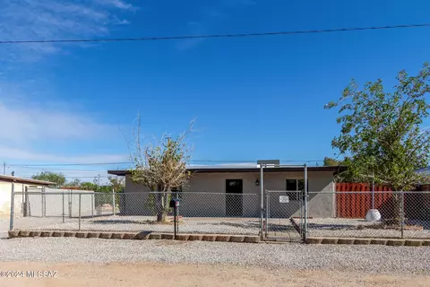 6717 S Melody Ave, Tucson, AZ 85756