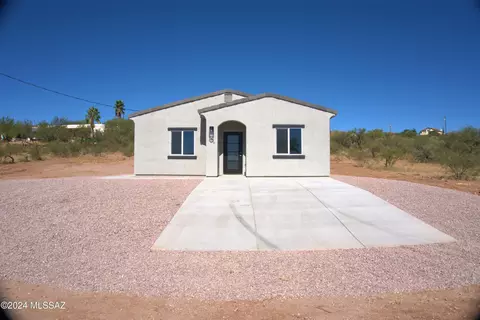 1833 Circulo Canada, Rio Rico, AZ 85648
