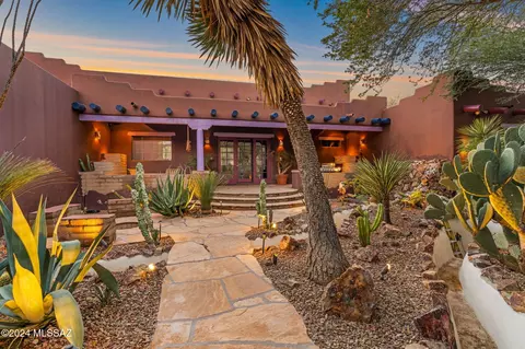 9969 N La Cholla Blvd, Tucson, AZ 85742